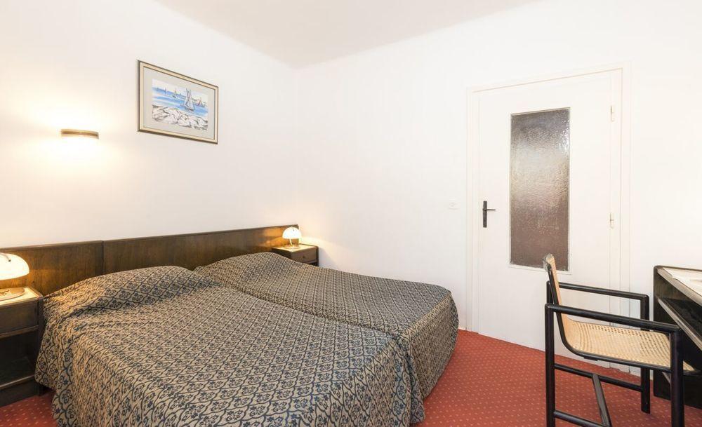 Villa Dalmacija Hvar Hotel ฮวาร์ ภายนอก รูปภาพ