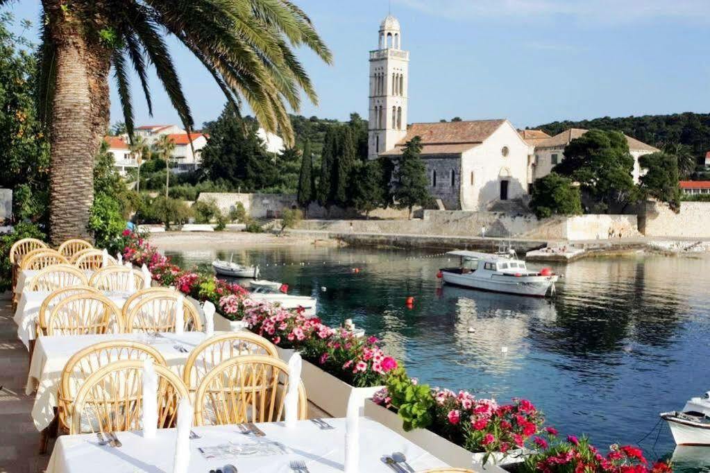 Villa Dalmacija Hvar Hotel ฮวาร์ ภายนอก รูปภาพ